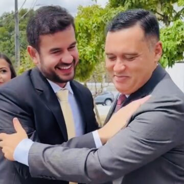 Rompimento de Joaquim Fernandes e presidente da Câmara chega ao Semanário Oficial