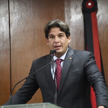 Milanez Neto abre dissidência e diz que permanece oposição a Cícero; entenda