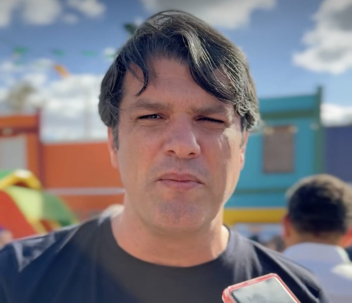 Leo Bezerra endurece tom e diz que auxiliares do governo “isolam” projeto de João