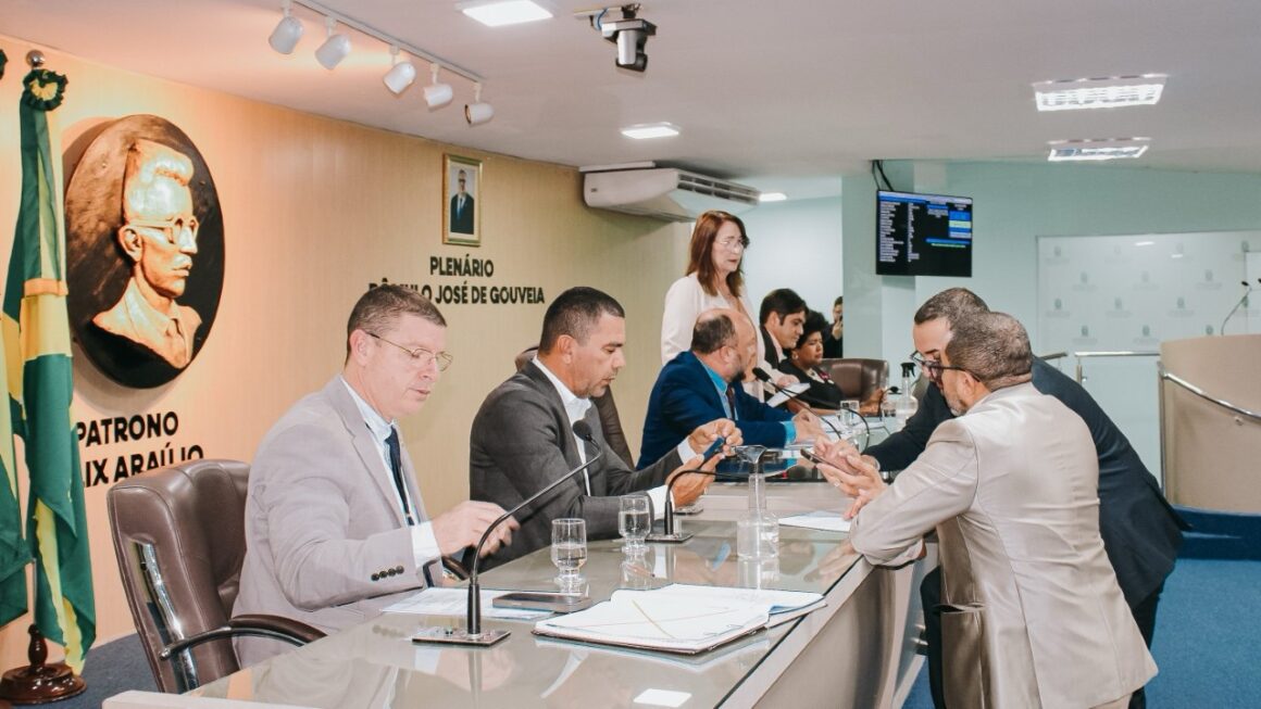 CMCG aprova remanejamento de quase R$ 100 mi e oposição espera problema da saúde sanado