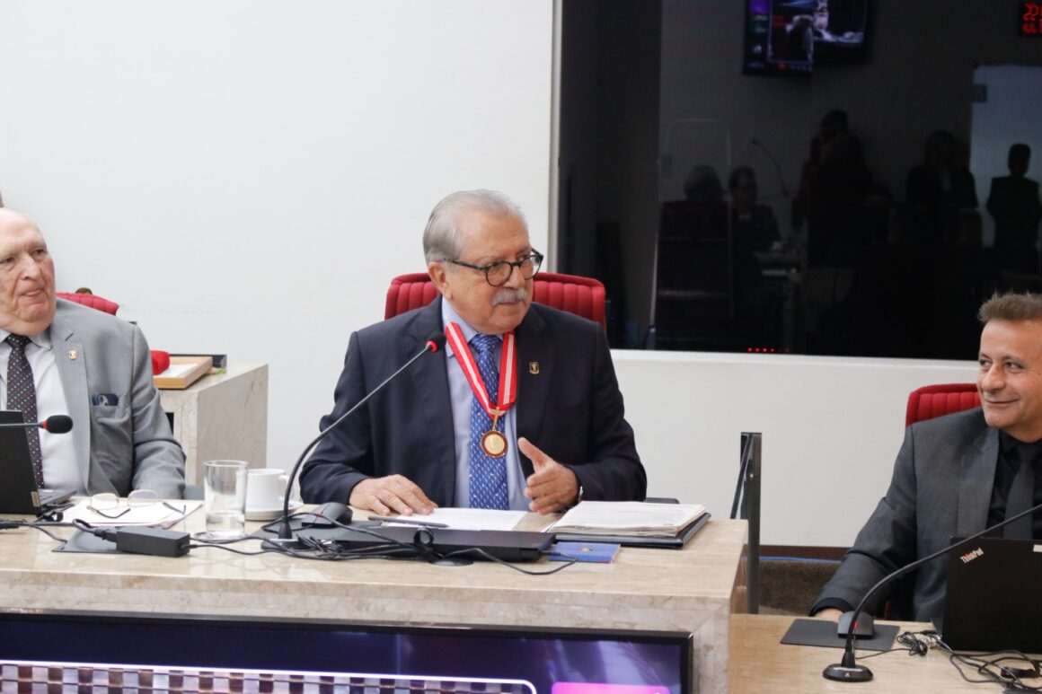 Fernando Catão se aposenta e nova vaga já movimenta a ALPB