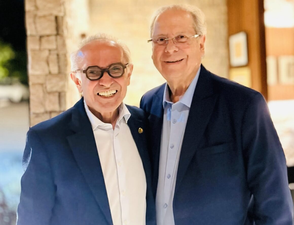 De olho no apoio de Lula, Cícero janta com Zé Dirceu em Brasília