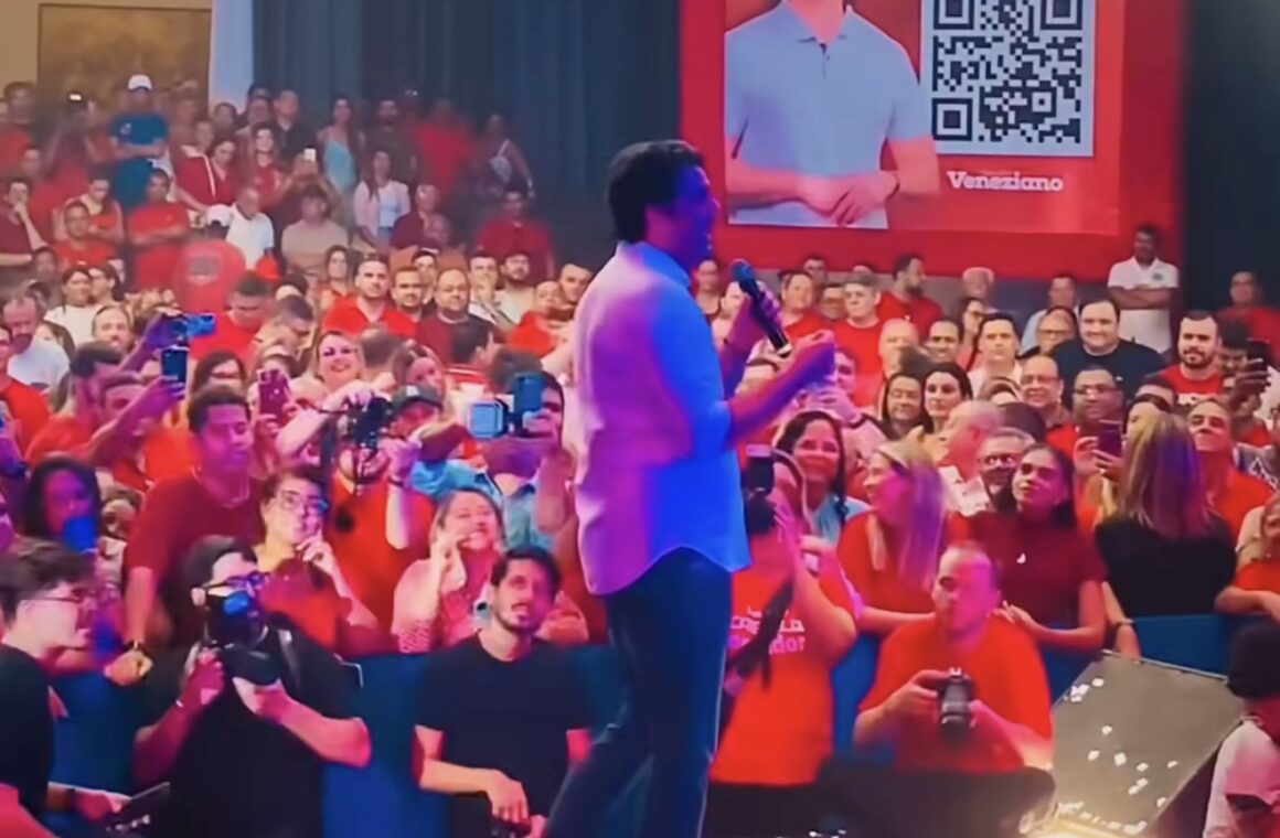 Leo assume compromisso com eleição de Cícero sem esquecer de João