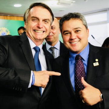 Efraim critica prisão de Bolsonaro e se solidariza com a família