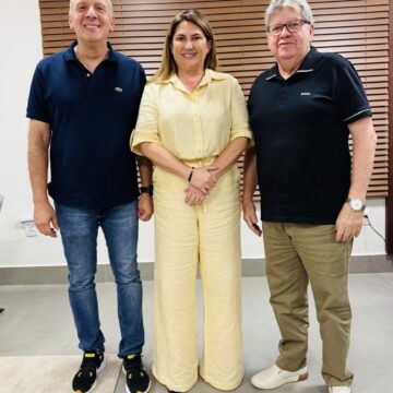 Corrinha Delfino segue Zé Aldemir e sela união com o governador