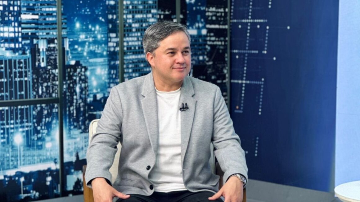 Efraim conta com a direita para estar em um eventual 2º turno, mas precisa uni-la de fato