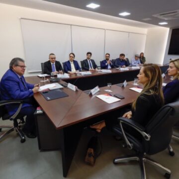 Acordo garante repassar a professores da PB, que atuaram entre 1998 e 2006, R$ 1,3 bi do Fundef