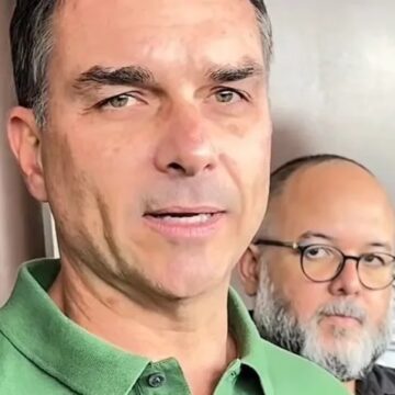 Sabido é ele! Flávio Bolsonaro admite barganhar candidatura por anistia