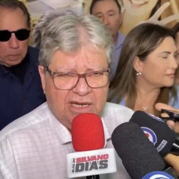 Governador rebate Cícero sobre “pressão” em Felipe Leitão