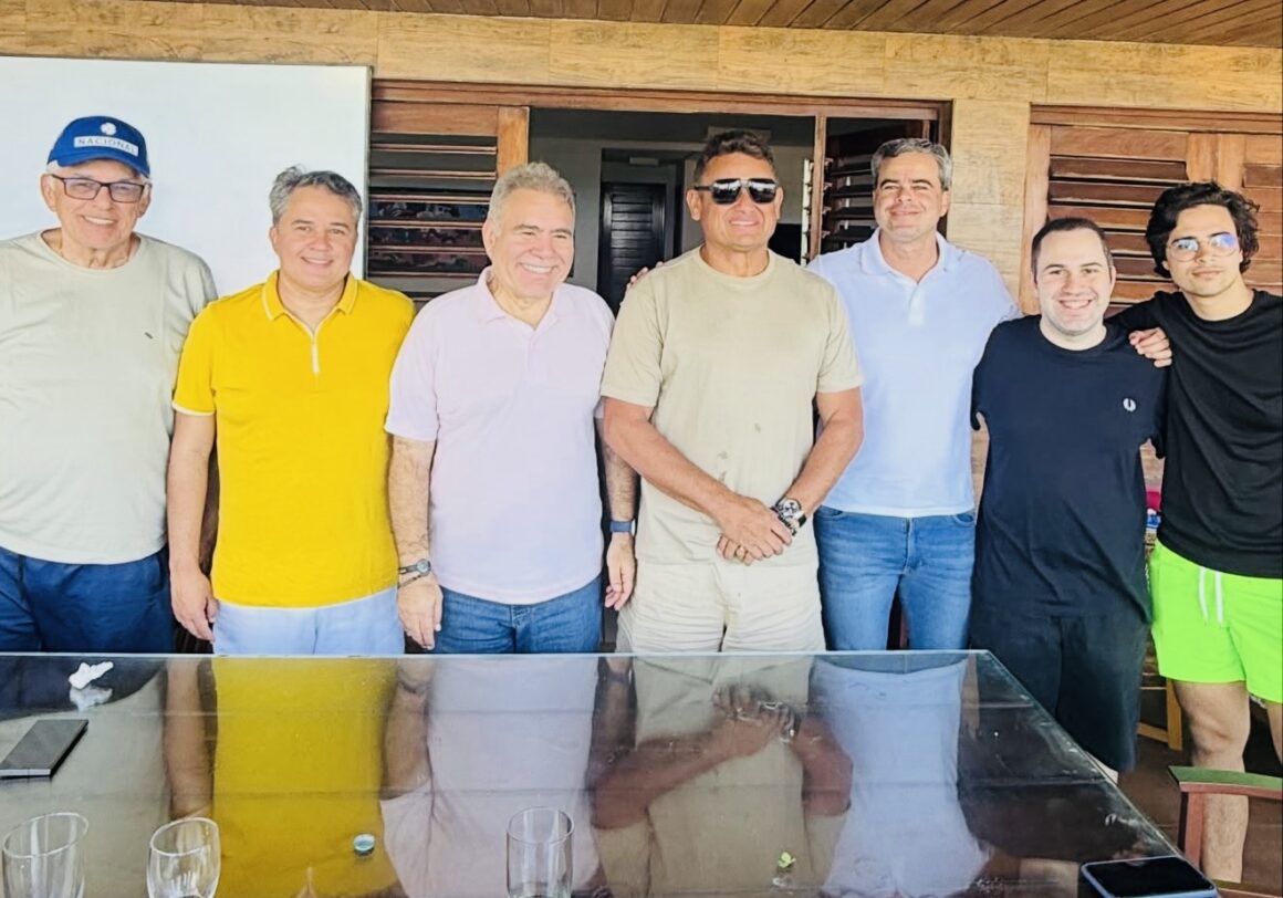 Efraim Filho vai coordenar campanha de Walber em Cabedelo