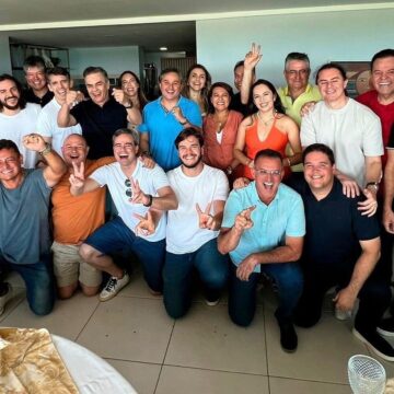 Um ano depois: a fotografia da oposição não sobreviveu ao Natal de 2025