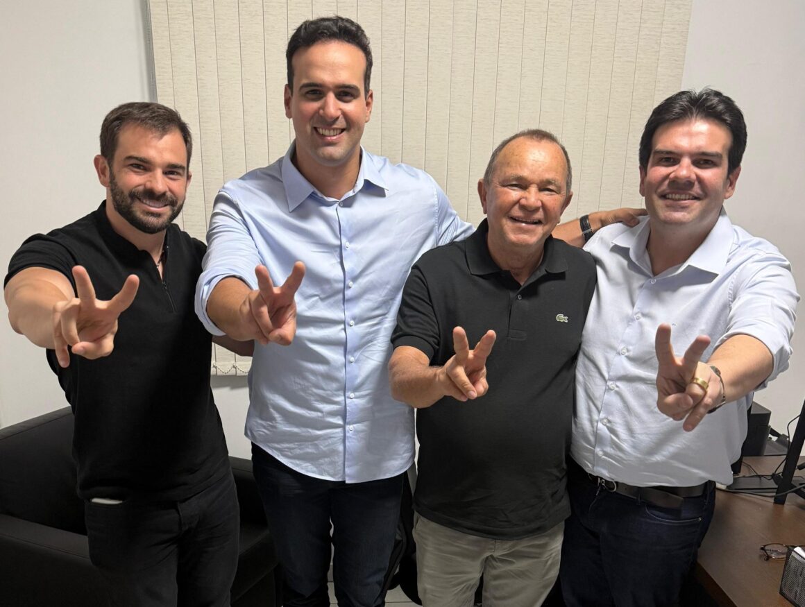 Lucas Ribeiro celebra apoio do prefeito de Conceição e avança com apoios