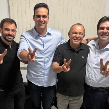 Lucas Ribeiro celebra apoio do prefeito de Conceição e avança com apoios