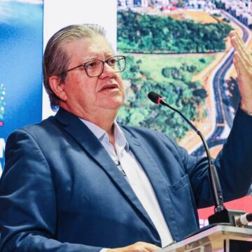 João Azevêdo anuncia data da convocação de aprovados no concurso da Educação; saiba quando