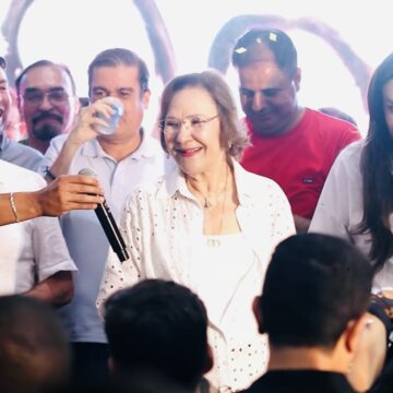 Deu o que esperado: Léa e Camila Toscano confirmam apoio a Cícero