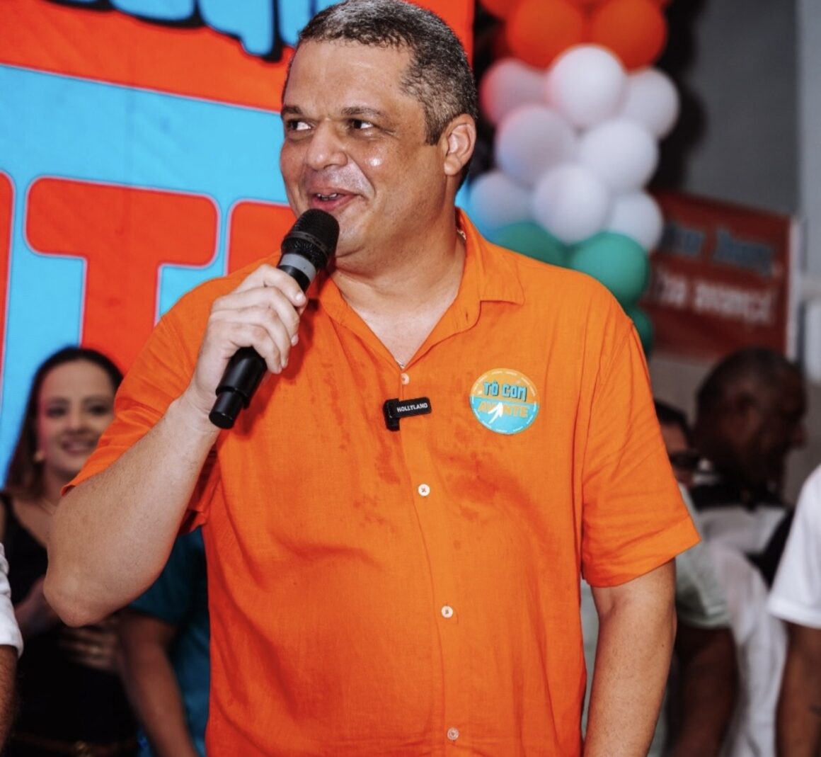 Prefeito interino de Cabedelo fecha apoio para as eleições de outubro