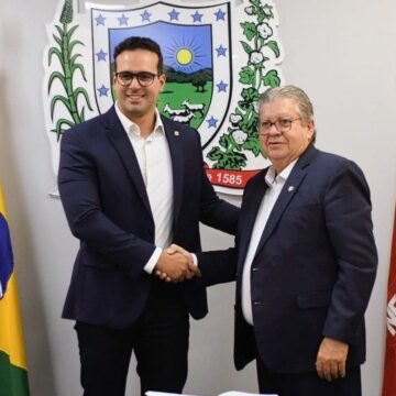 Lucas Ribeiro assume Governo da PB interinamente até 1º de março