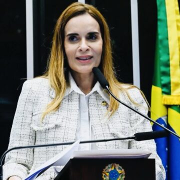 Daniella diz que Veneziano usa irmão presidente do TCU para pressionar por apoio do PT