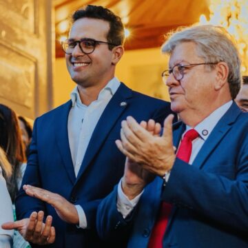 João Azevêdo cumprirá agenda na Europa e Lucas assume comando