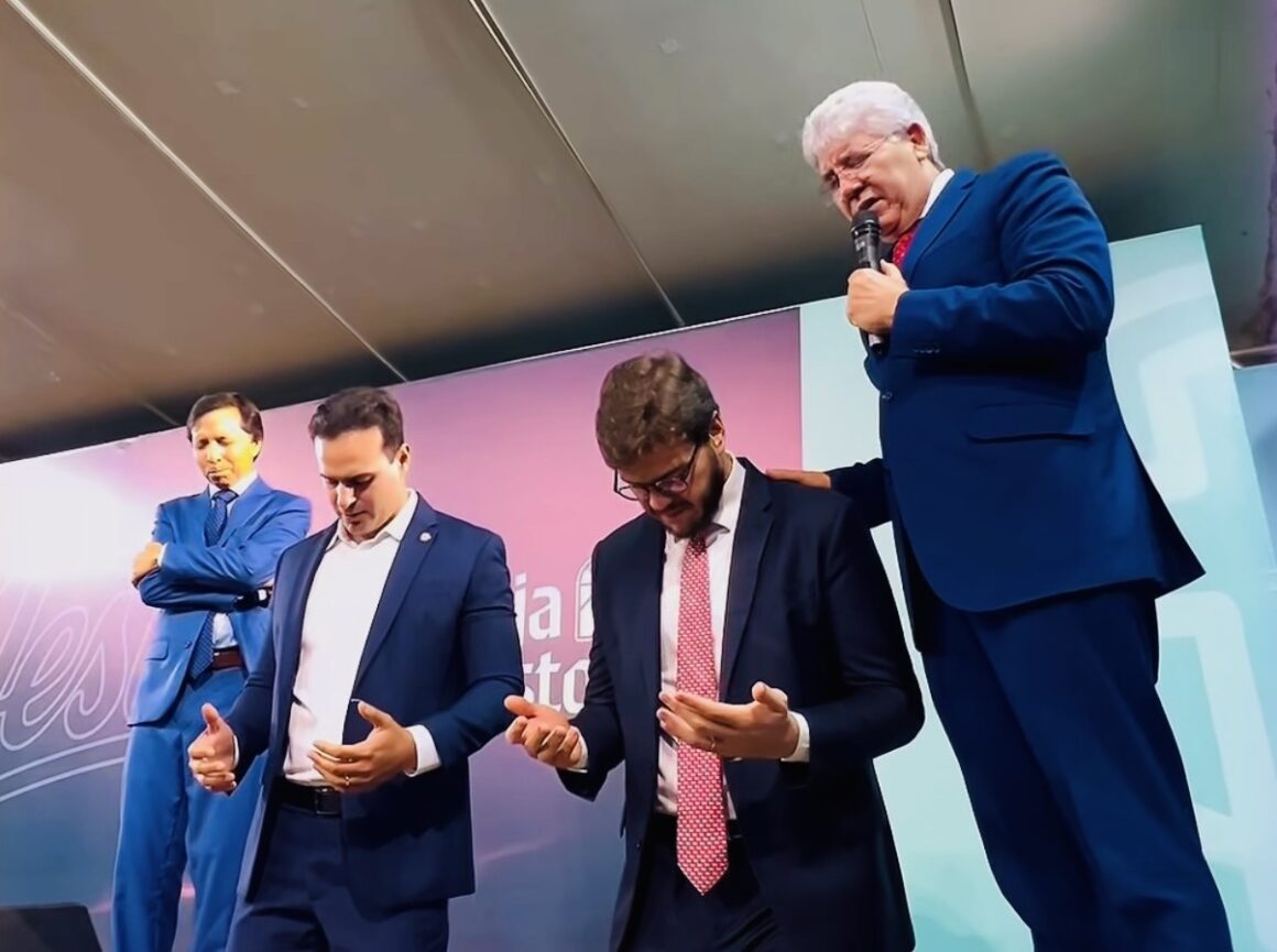 Abraço entre Lucas e Bruno chama a atenção, mas nem deveria