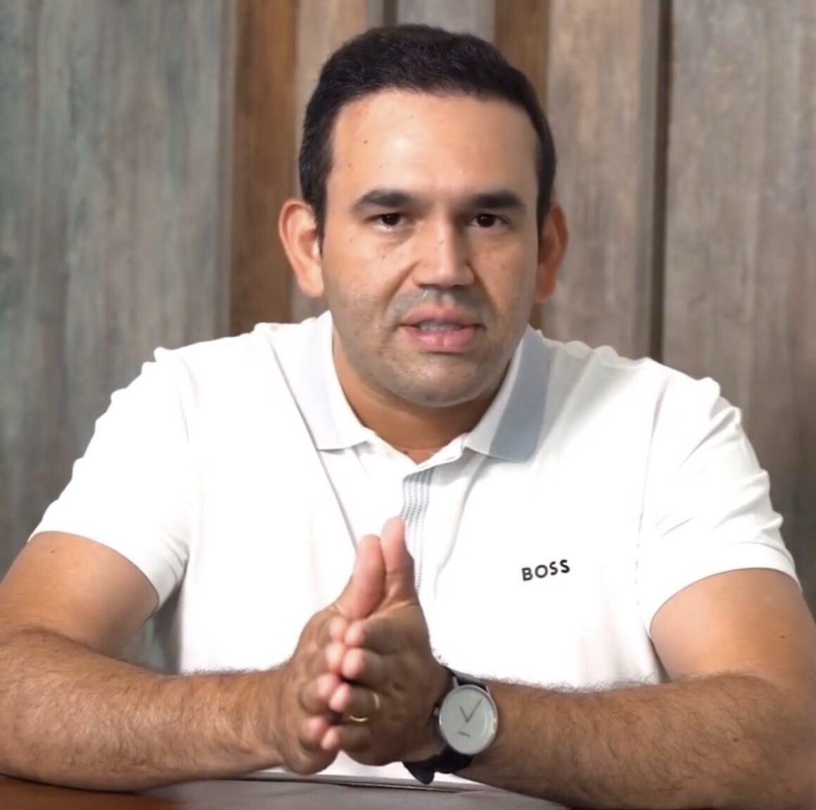 Antes com apoio declarado a Lucas, Jhony Bezerra parece não ter mais certeza