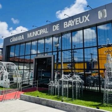 Justiça coloca “freio” em vereadores de Bayeux após “fiscalização” em escola