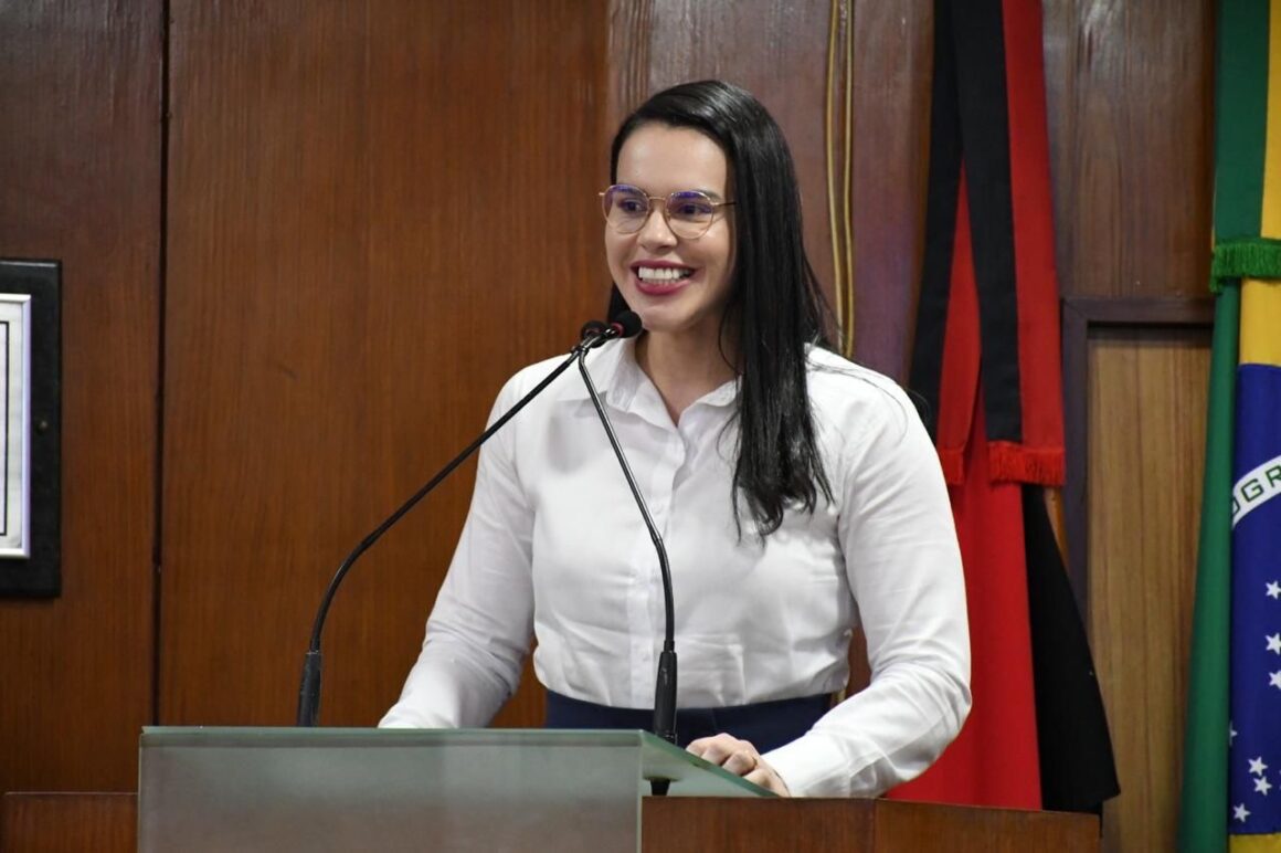 Rafaela Camaraense assume vice-presidência do PDT na Paraíba