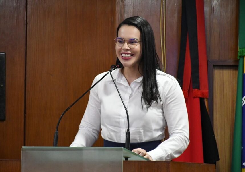 Rafaela Camaraense assume vice-presidência do PDT na Paraíba