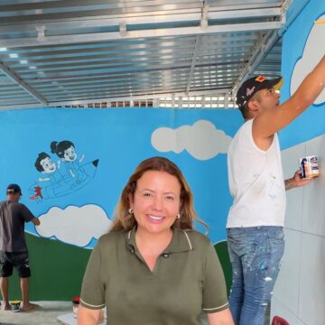 Prefeita de Bayeux visita obras de nova creche, pleito antigo dos moradores do Jardim Aeroporto