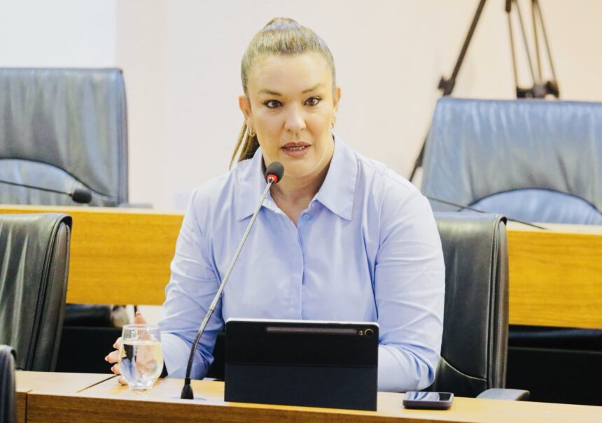 4ae2ad7b-ad38-4289-a12c-6dc793b2d844-1.jpg Camila Toscano é autora de 28 leis voltadas à defesa e cidadania da mulher paraibana