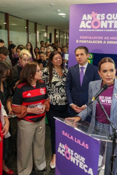 ‘Antes que Aconteça’: Câmara dos Deputados inaugura Sala Lilás