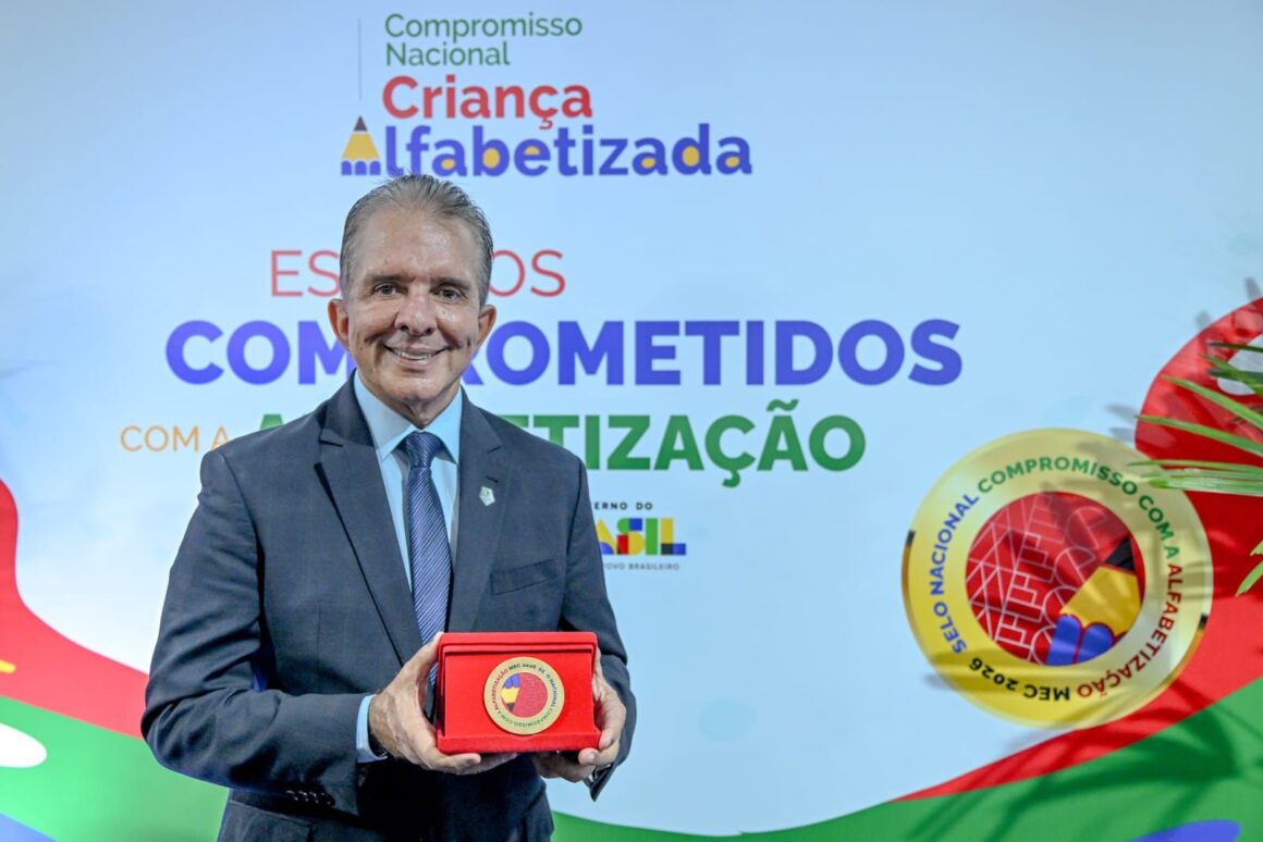 “Bi-campeão” do Selo Ouro, Nabor se torna referência em gestão pública na corrida pelo Senado