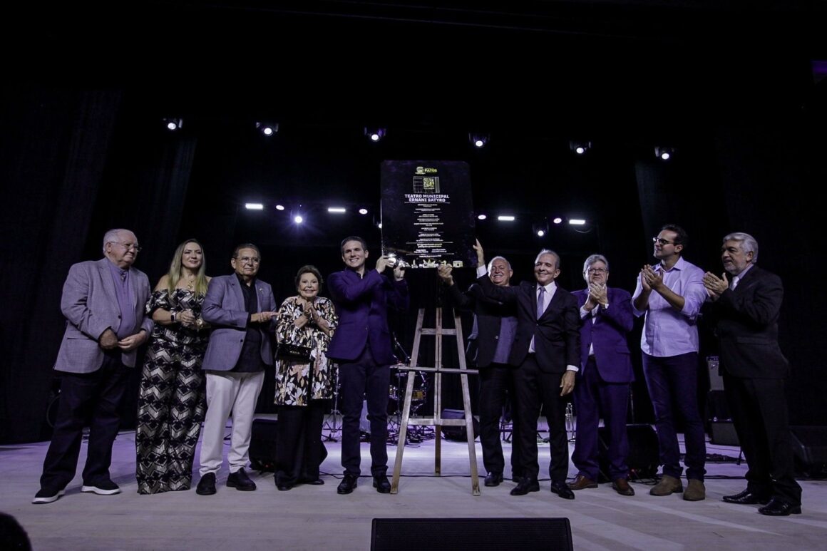Em Patos: Hugo Motta celebra pacote de inaugurações com aeroporto, teatro e avanços em segurança e habitação
