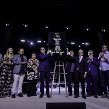 Em Patos: Hugo Motta celebra pacote de inaugurações com aeroporto, teatro e avanços em segurança e habitação