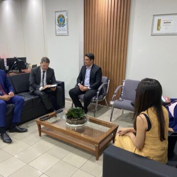 PT denuncia campanha antecipada para Flávio Bolsonaro ao TRE da Paraíba