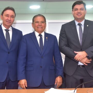 Deusdete Queiroga e Taciano Diniz são os novos conselheiros do TCE-PB