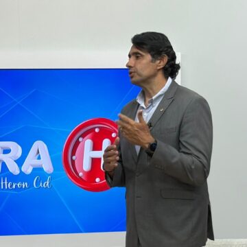 André Gadelha diz que candidatura ao Senado não será “nem esquerda, nem direita”