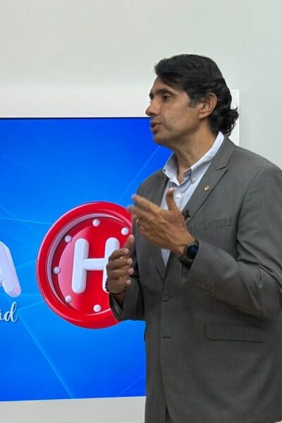 André Gadelha diz que candidatura ao Senado não será “nem esquerda, nem direita”