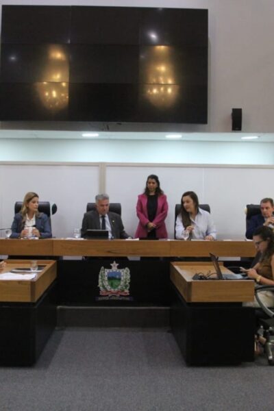 Sem surpresas: CCJ da Assembleia aprova nomes de Taciano Diniz e Deusdete Queiroga para o TCE