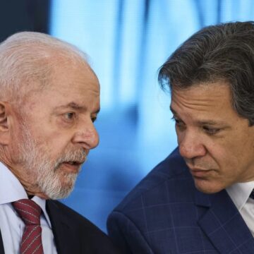Governo Lula anuncia que vai zerar impostos para conter alta do diesel