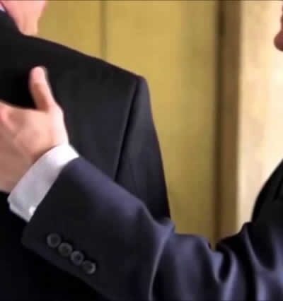 Sorrisos e galinhada na mesa com político nem de longe garantem gestão de boa qualidade