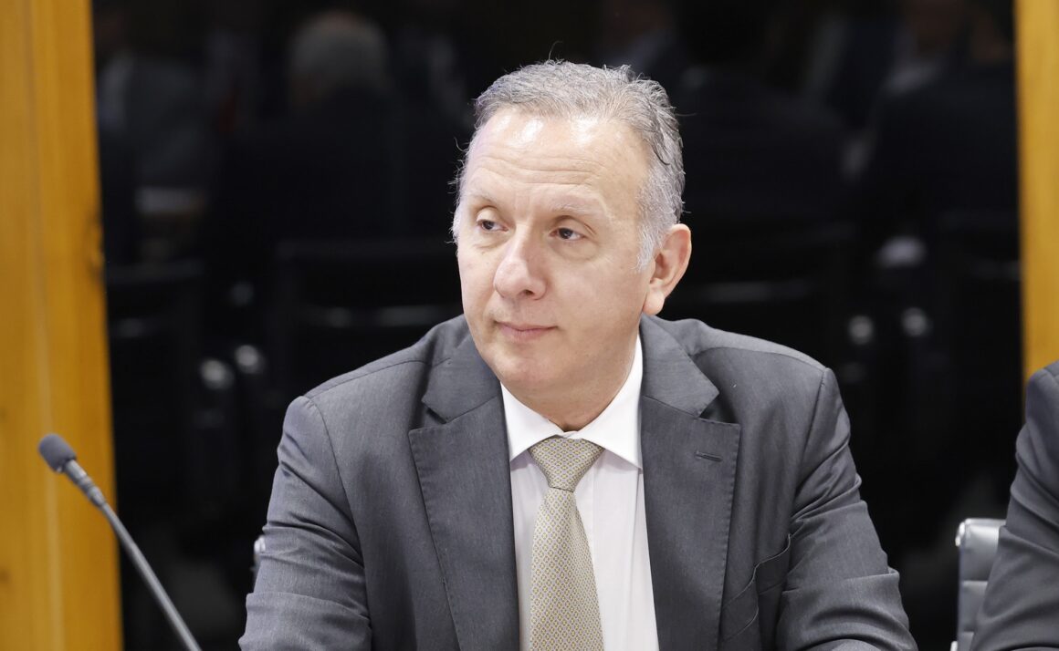 Aguinaldo vence queda de braço e leva federação União Progressista