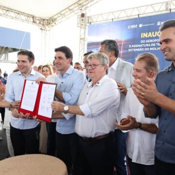 João Azevêdo e ministro entregam aeroporto de Patos e asseguram desenvolvimento no Sertão