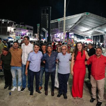 0402162f-bc05-4edb-932e-e696b6b9f7c1.jpg No Brejo, Cícero recebe apoio de lideranças de quatro municípios