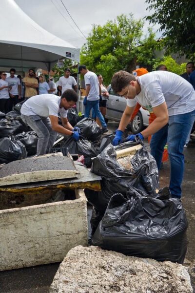 Prefeitura da Bayeux supera meta e retira quase 2 toneladas de lixo no “Cuida, Proteja o Mangue!”