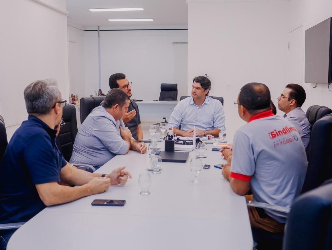 Leo Bezerra anuncia força-tarefa para garantir normalidade da coleta de lixo