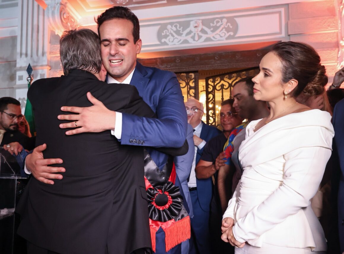 Lucas promete lealdade a João, faz aceno a Lula e anuncia destino da Granja Santana