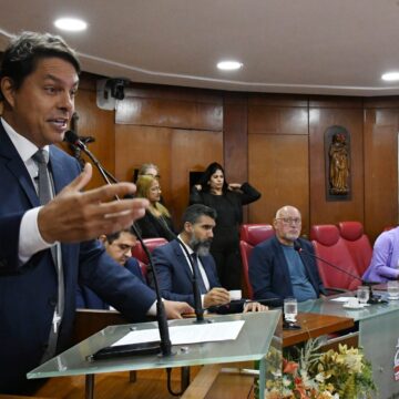 Na “disputa”, entre PMJP e ambulantes, Câmara pode fazer funcionar