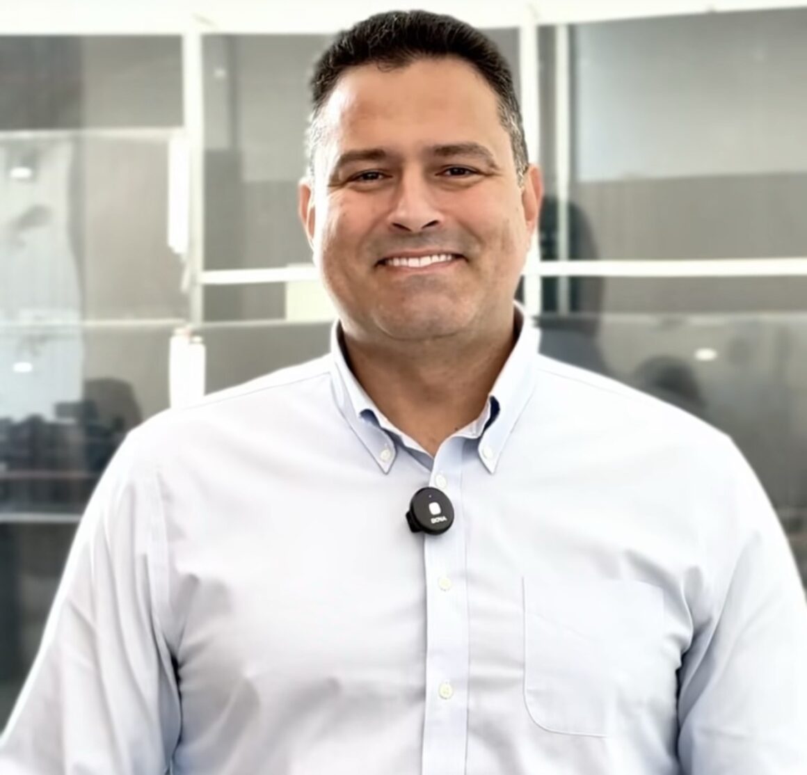 Diário Oficial traz exoneração de Rougger Guerra por Leo Bezerra