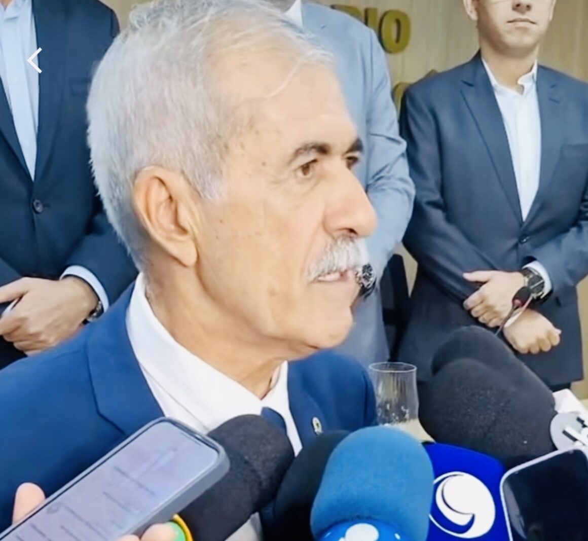 Prefeito interino de Cabedelo exonera citados na Operação Cítrico